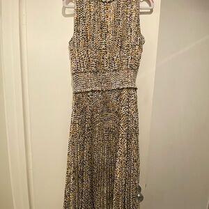 Nannette Black and Cream Sheath Maxi Dress with Mock Neck and Sleeveless Design